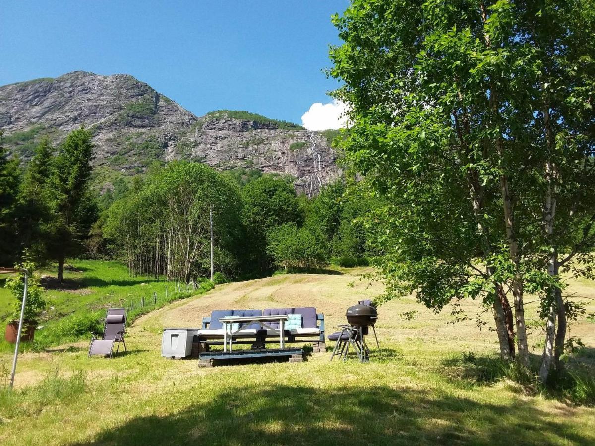 Lake View Holiday Stay In Jolster Ardal  Exterior photo